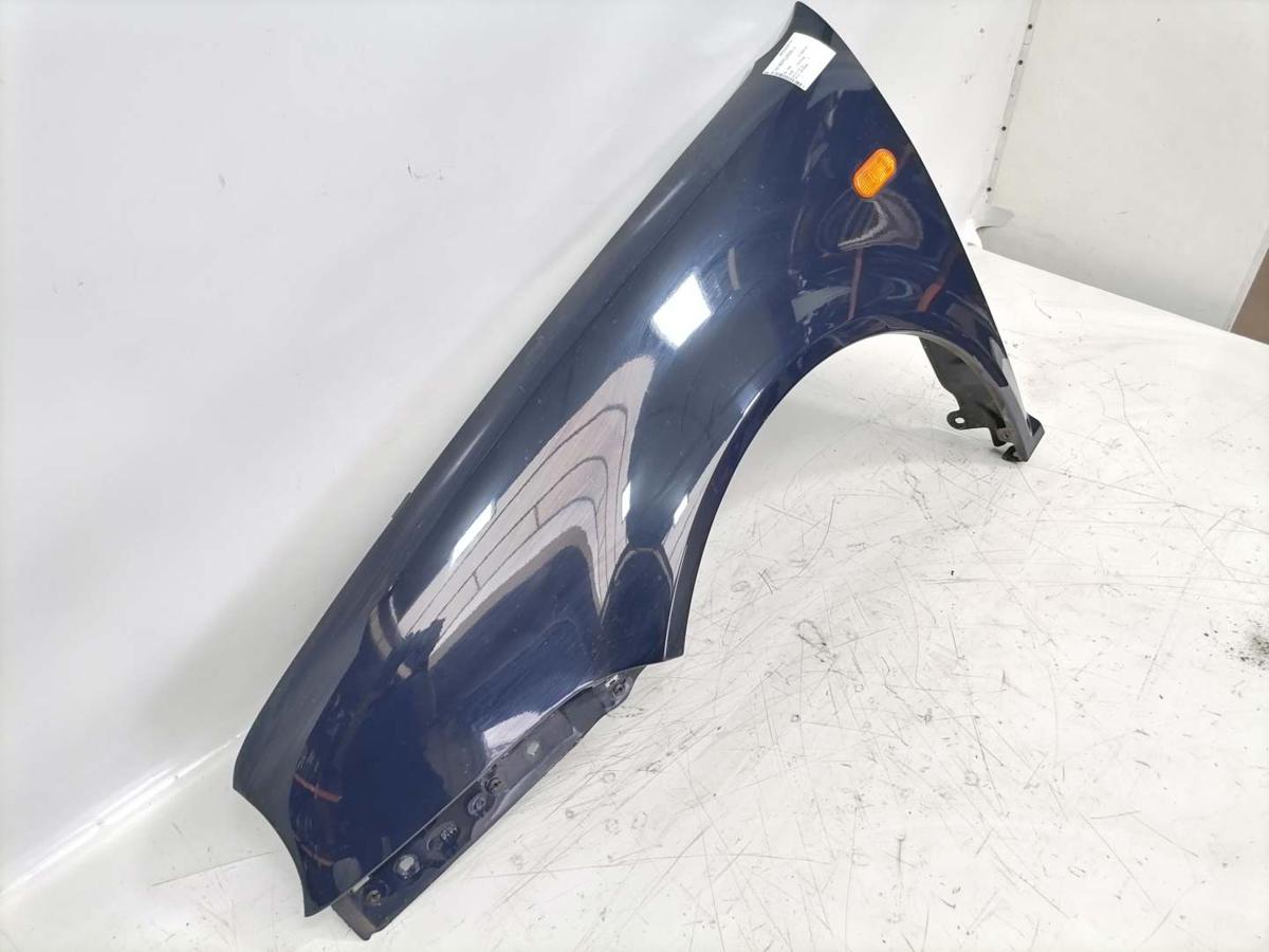 VW Golf 4 Kotflügel vorn links LA5G Perlblau Bj.1998